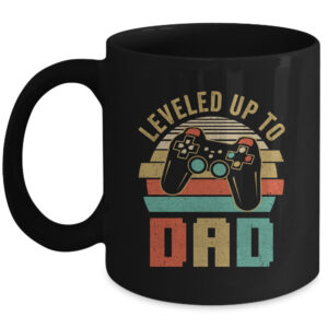 Leveled Up To Mom Baby Announcement For Women Coffee Mug